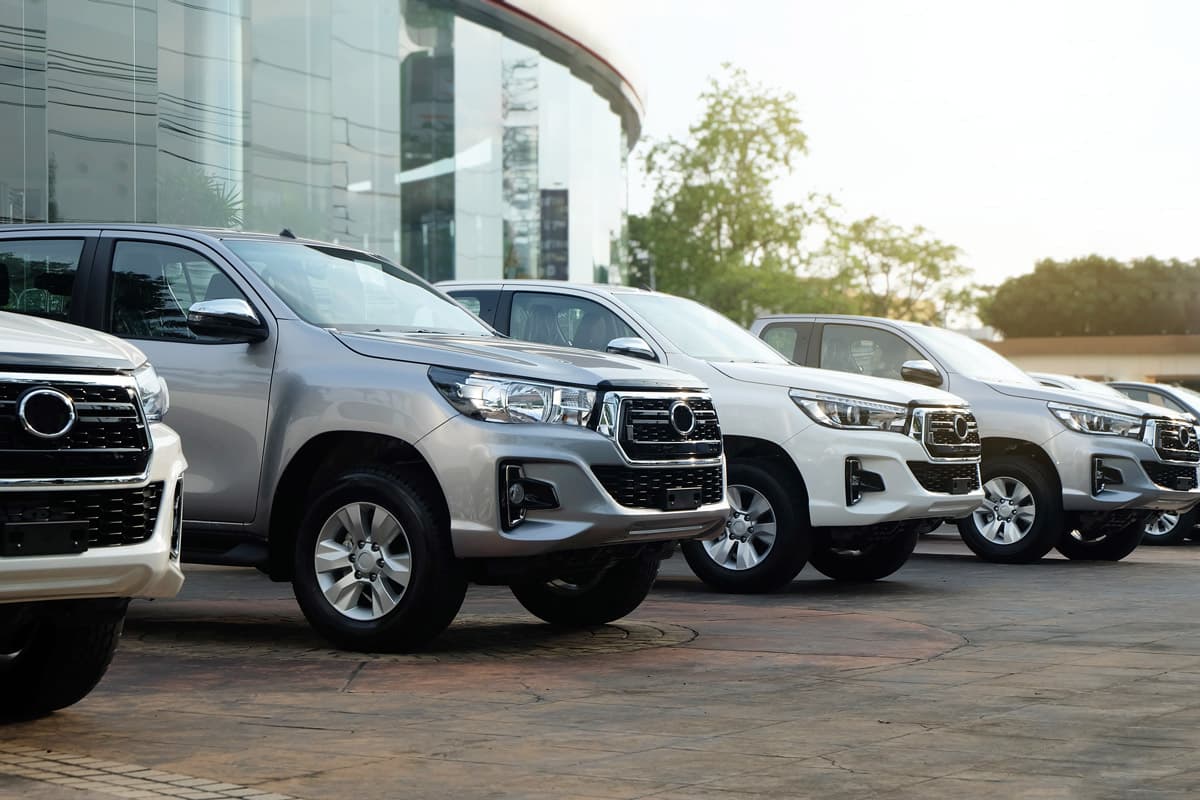 AUTO DEALERSHIP